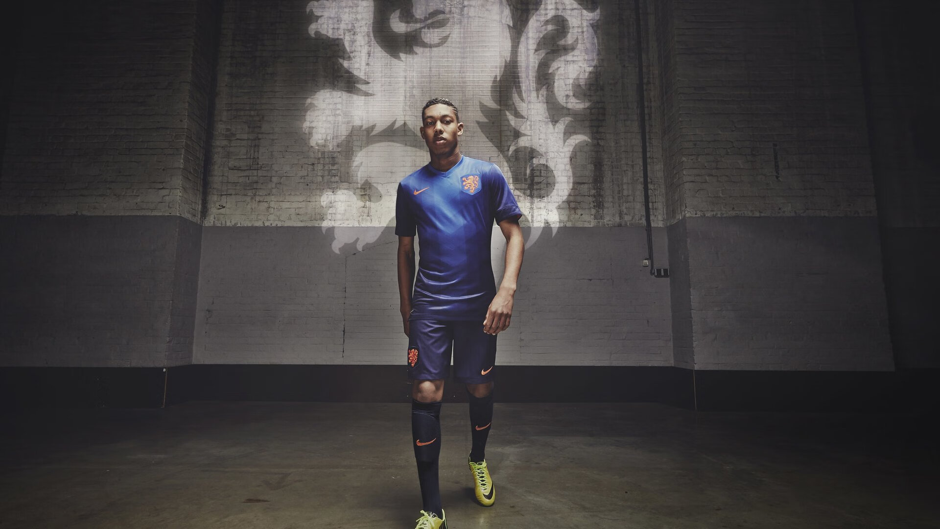 ky体育平台-《比赛氛围升级：灯光、音响带来极致感官体验》