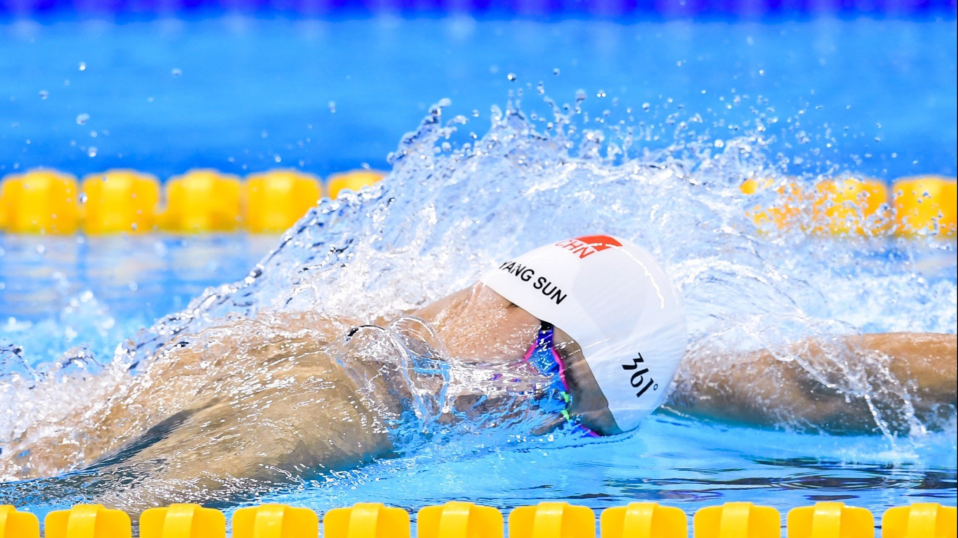 开云体育ios下载-智能材料：未来赛车的革新之路，智能汽车材料